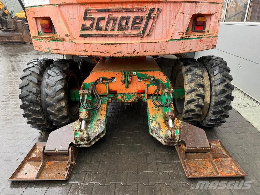 Schaeff HML31 Közepes (midi) kotrók 7 t - 12 t