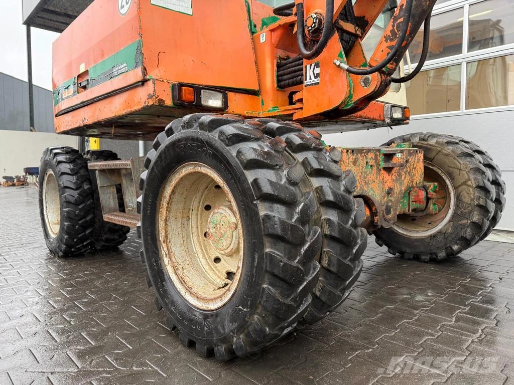 Schaeff HML31 Közepes (midi) kotrók 7 t - 12 t