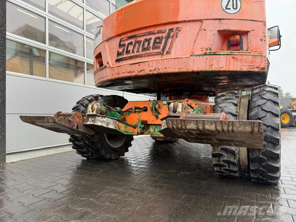 Schaeff HML31 Közepes (midi) kotrók 7 t - 12 t