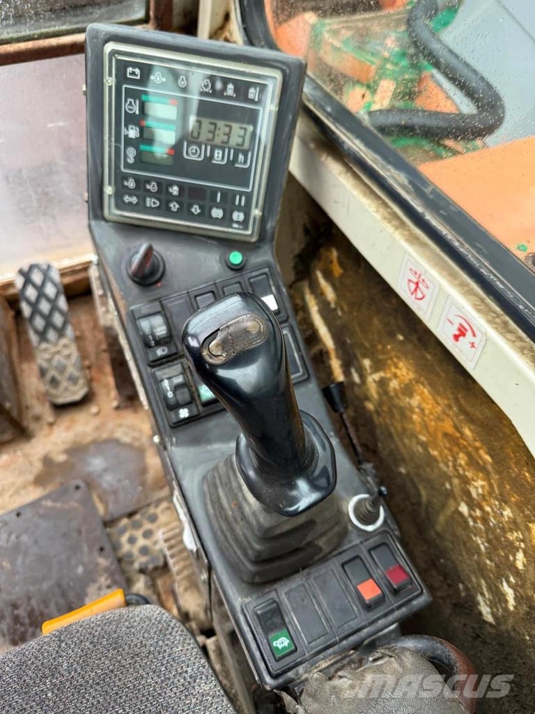 Schaeff HML31 Közepes (midi) kotrók 7 t - 12 t