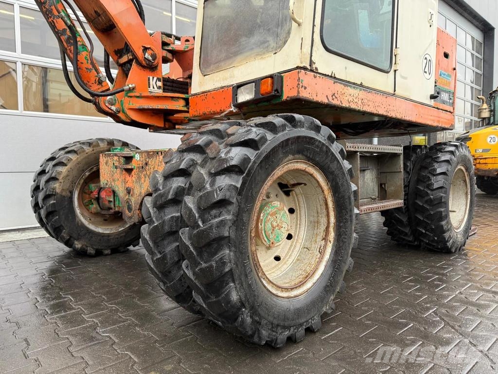 Schaeff HML31 Közepes (midi) kotrók 7 t - 12 t