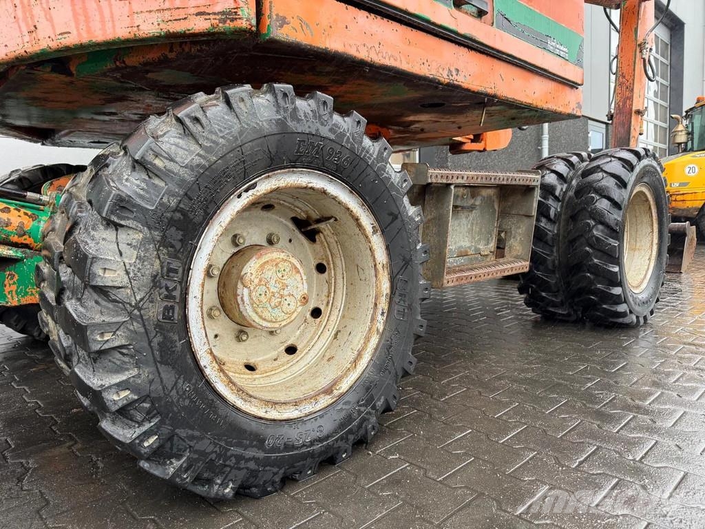 Schaeff HML31 Közepes (midi) kotrók 7 t - 12 t