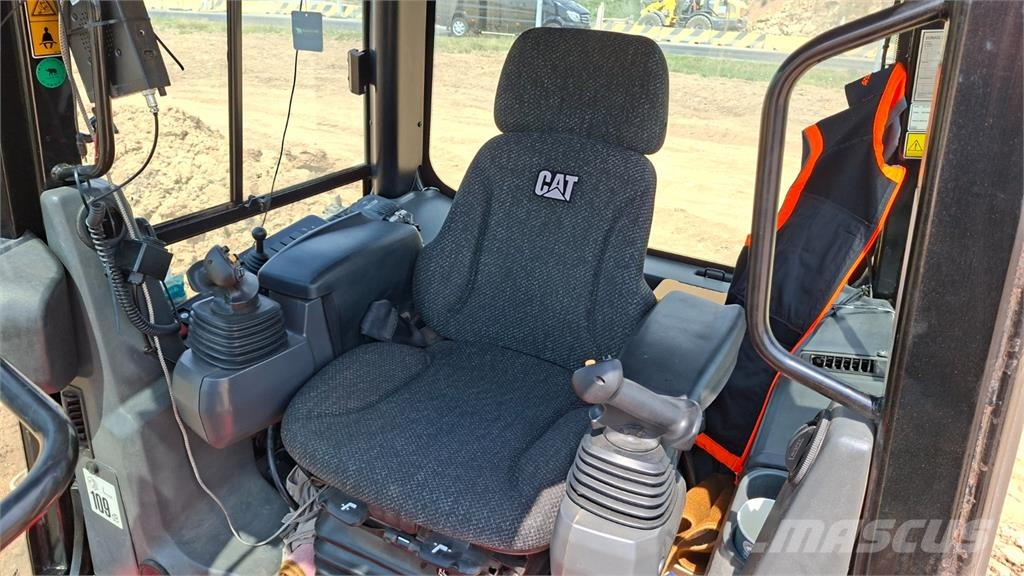 CAT D6K2 XL Construcción - Otros