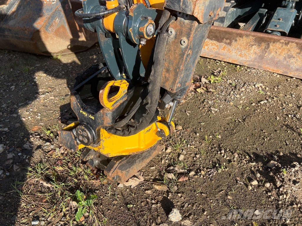 Hyundai Robex 25 Z-AK Mini kotrók < 7t