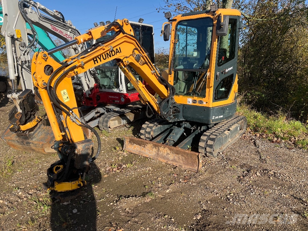 Hyundai Robex 25 Z-AK Mini kotrók < 7t