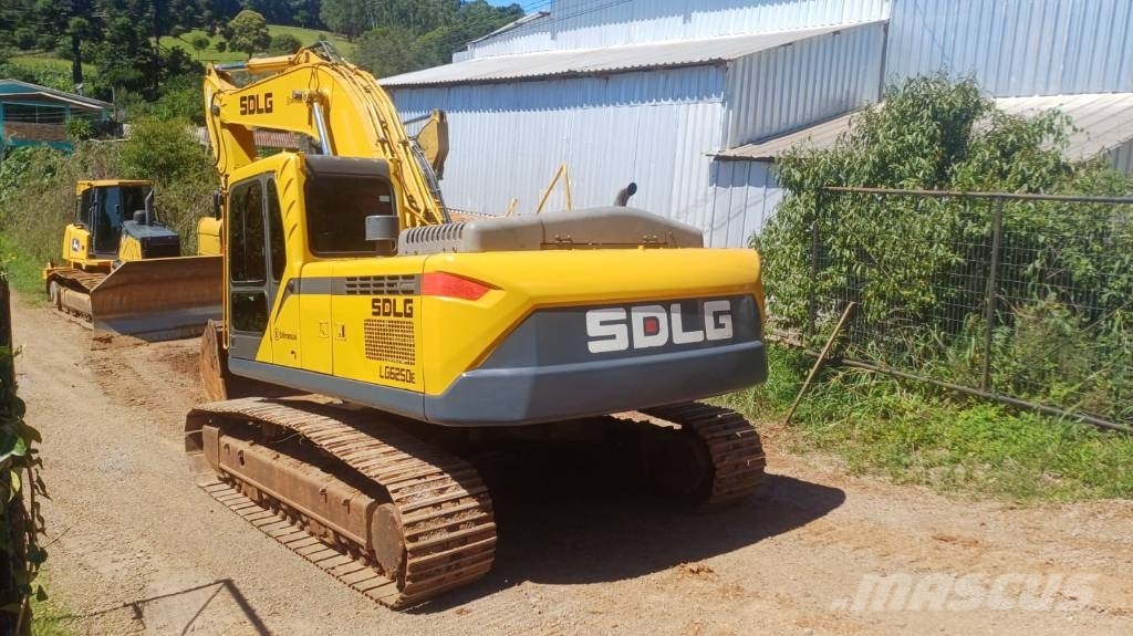 SDLG LG 6250 E Raupenbagger