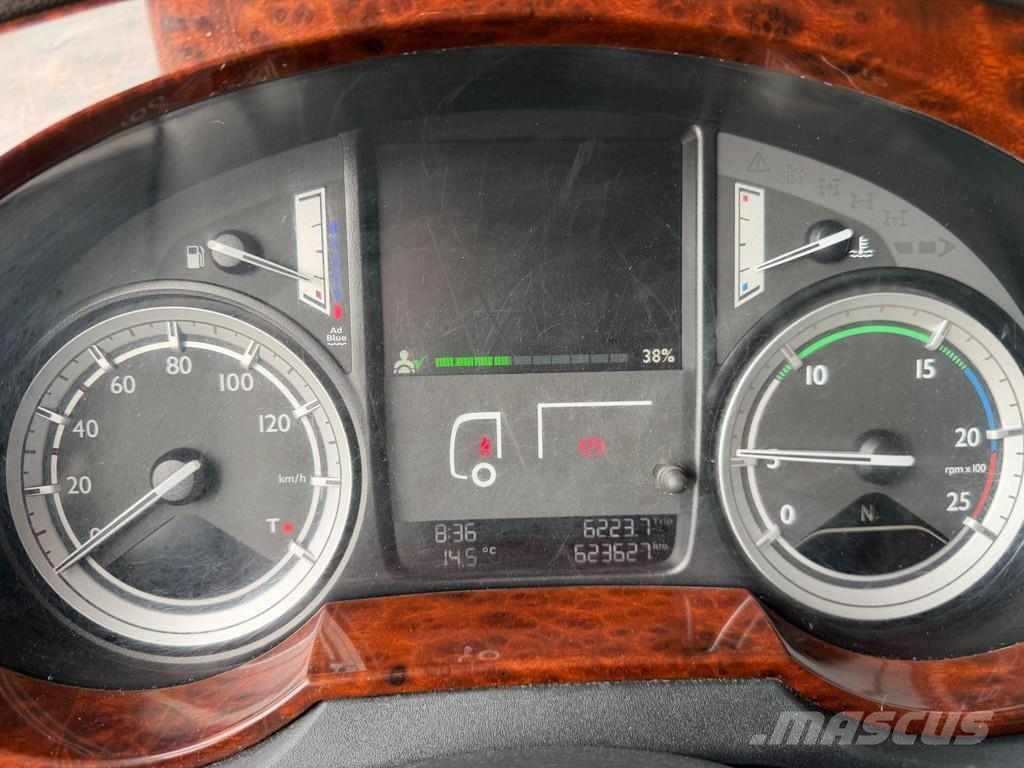 DAF XF440 6X2*4 EURO6 + SIDE OPENING + CARRIER SUPRA 1 Isotermos y frigoríficos