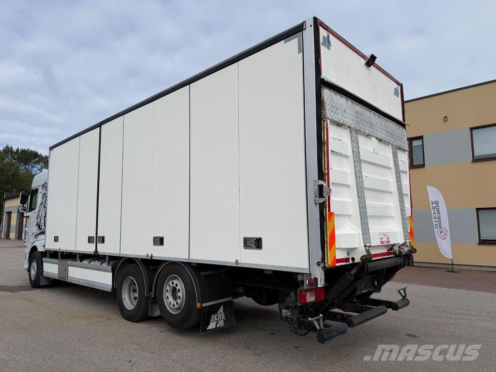 DAF XF440 6X2*4 EURO6 + SIDE OPENING + CARRIER SUPRA 1 Isotermos y frigoríficos