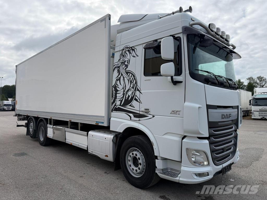 DAF XF440 6X2*4 EURO6 + SIDE OPENING + CARRIER SUPRA 1 Isotermos y frigoríficos