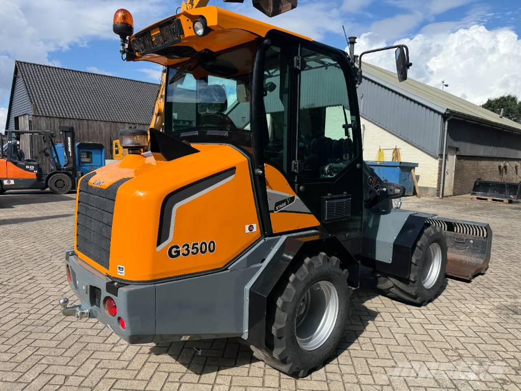 GiANT G 3500 Mini nakladalci