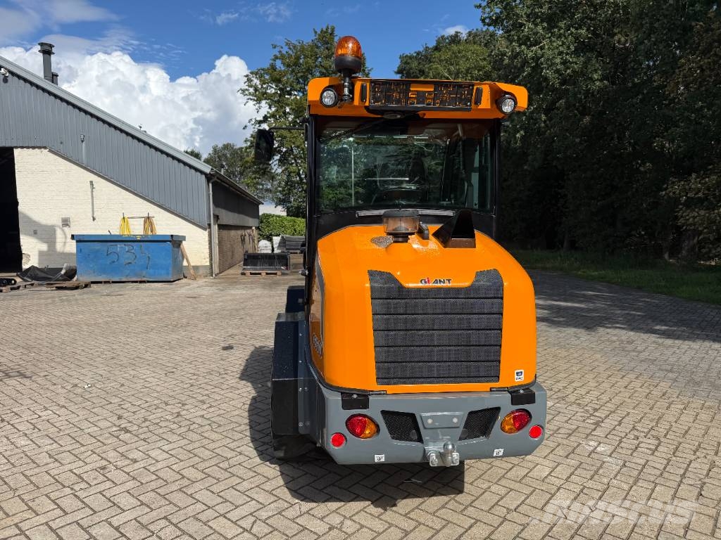 GiANT G 3500 Mini nakladalci