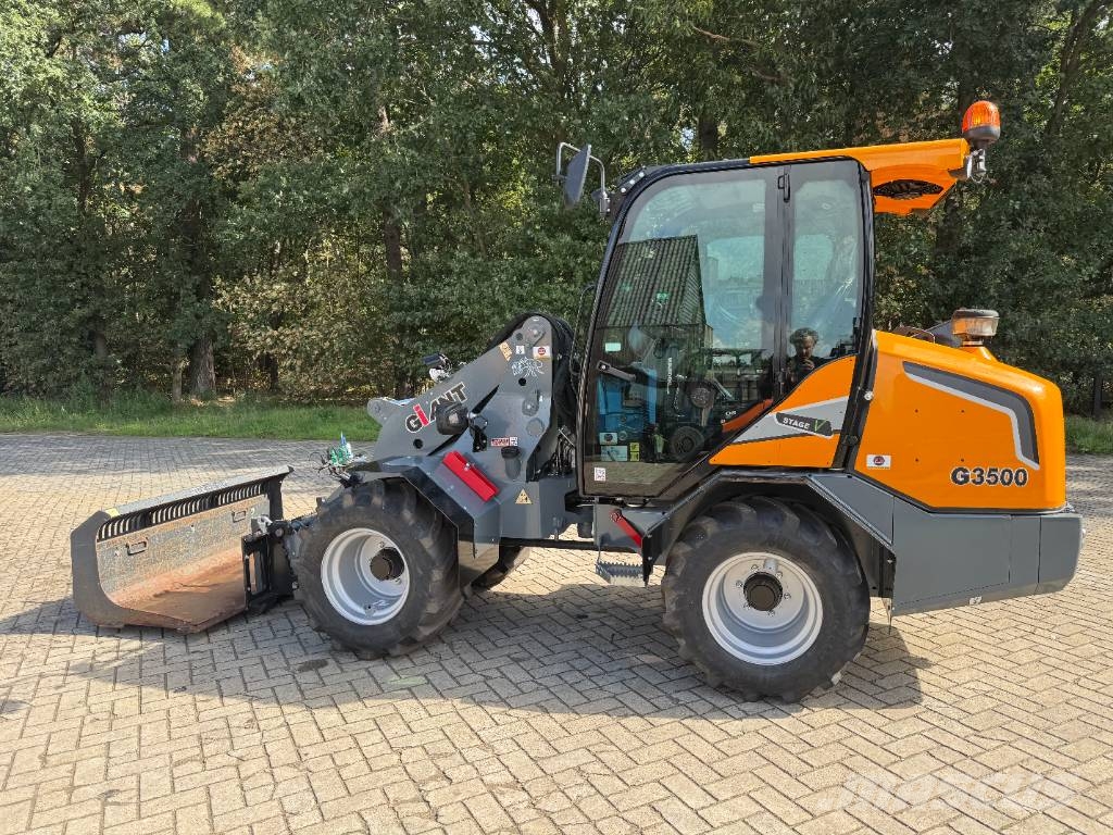 GiANT G 3500 Mini nakladalci