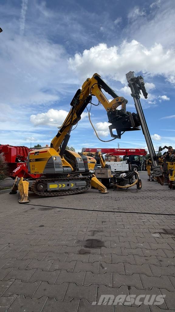 Brokk 400 Pelle de démolition