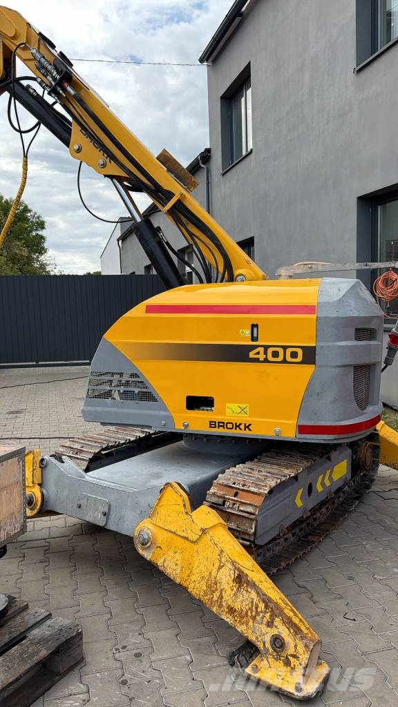 Brokk 400 Pelle de démolition