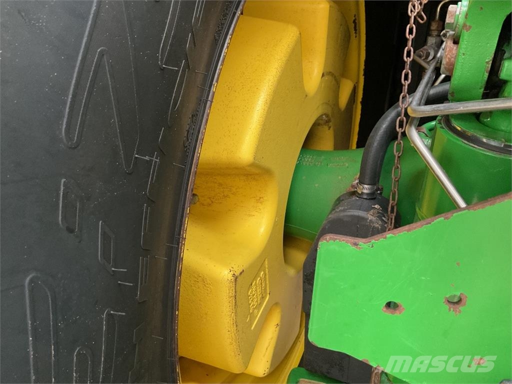 John Deere 8320R 曳引機