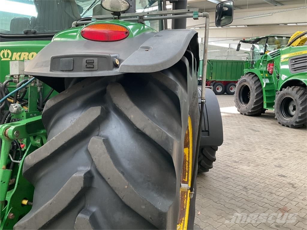 John Deere 8320R 曳引機