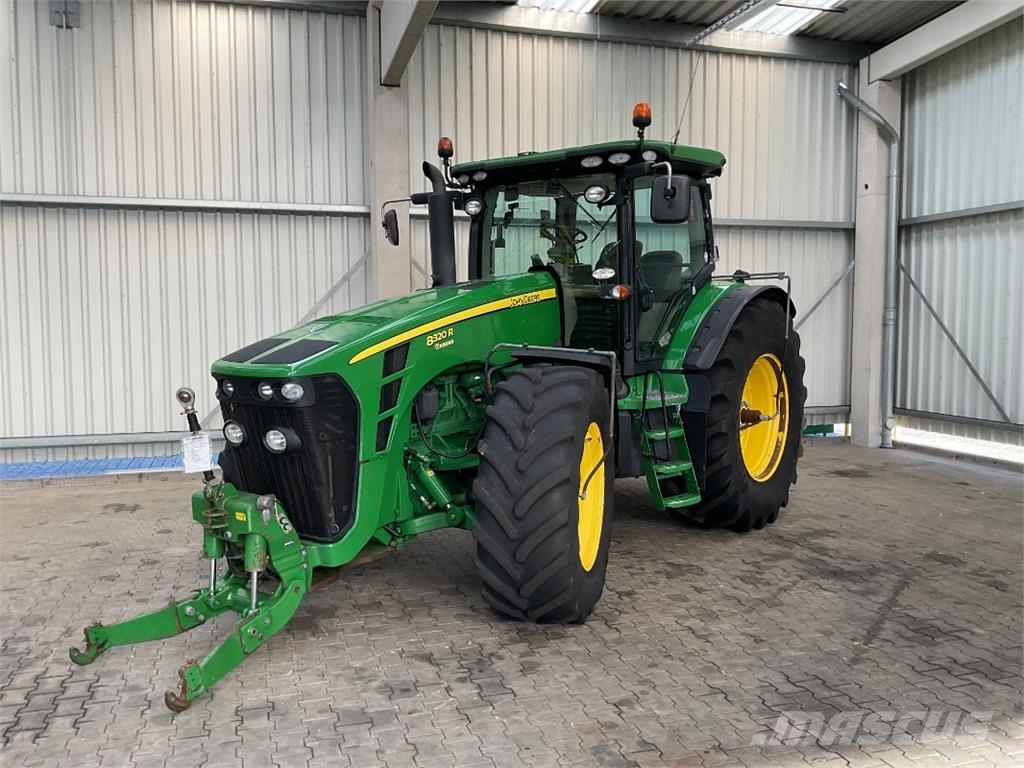 John Deere 8320R 曳引機