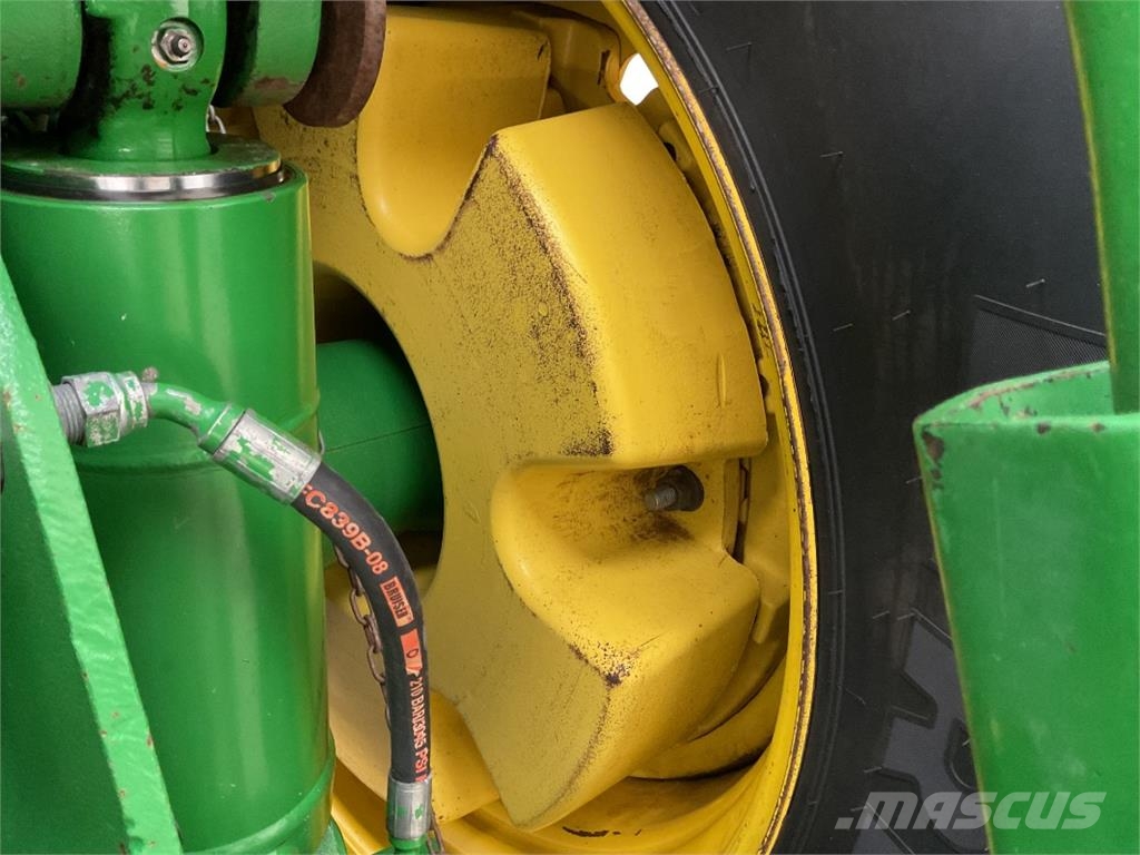 John Deere 8320R 曳引機