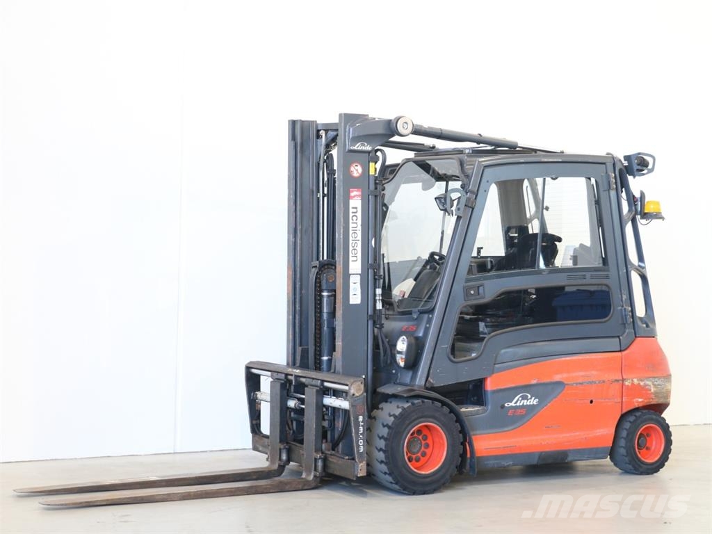 Linde E35L/387 شاحنات ذات رافعات شوكية تعمل بالكهرباء