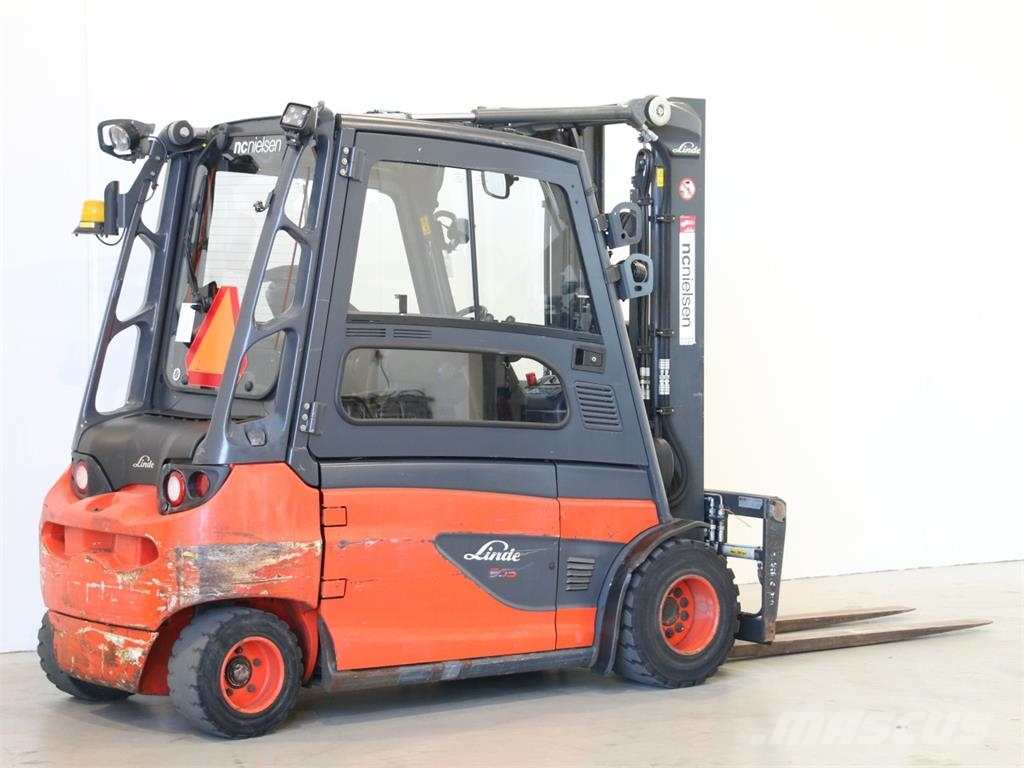 Linde E35L/387 شاحنات ذات رافعات شوكية تعمل بالكهرباء