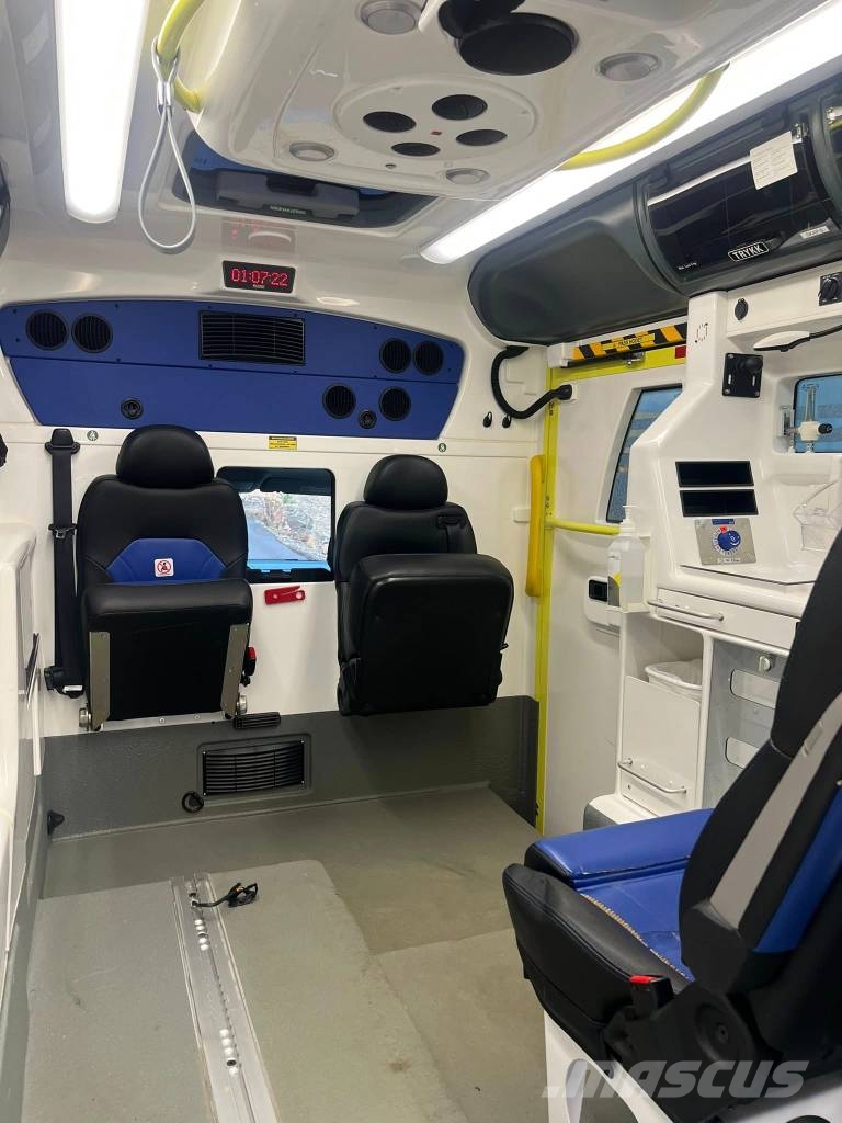 Volkswagen Amarok XL 2H 4motion - AMBULANCE Ambulanse