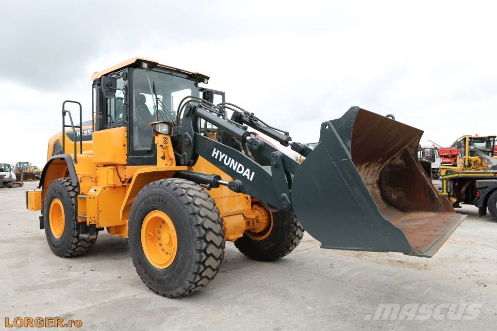Hyundai HL 955 A Cargadoras sobre ruedas