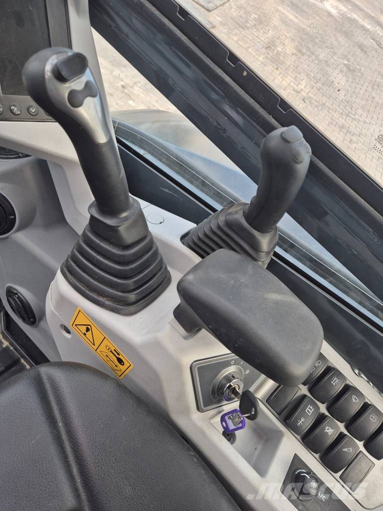 Hyundai HX 35 AZ Miniescavadeiras < 7t (Mini escavadeiras)