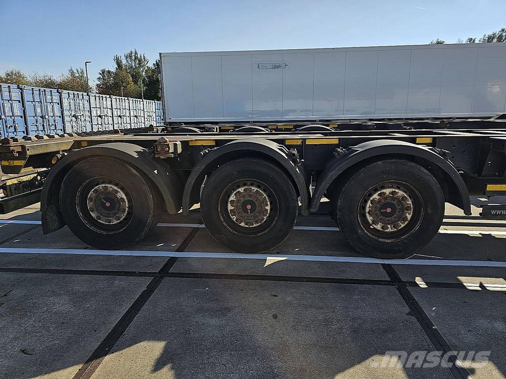Kögel SW24 MULTI 2X 20, 1X30, 1X40, HIGHCUBE, 20FT MITTI Kontejnerové návěsy