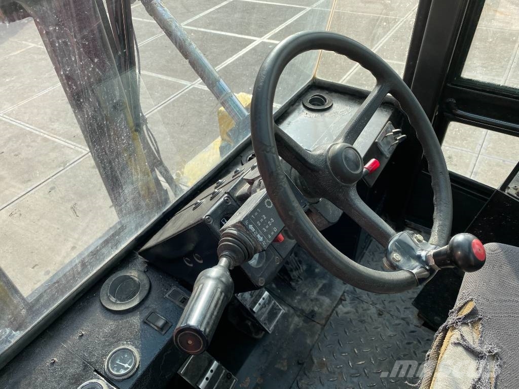 Hyster H16.00XM-QD Diesel forklifts