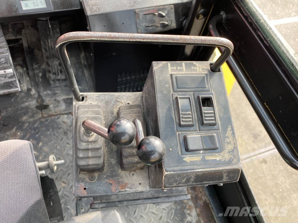 Hyster H16.00XM-QD Diesel forklifts