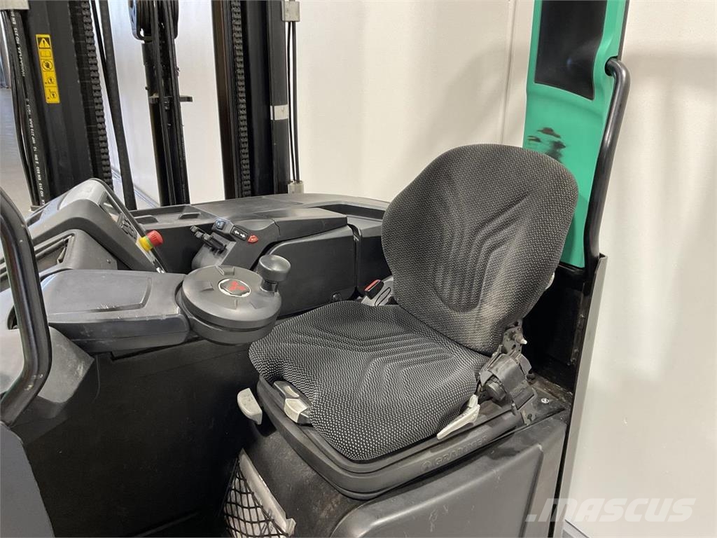 Mitsubishi RB16NH Carretillas retráctiles