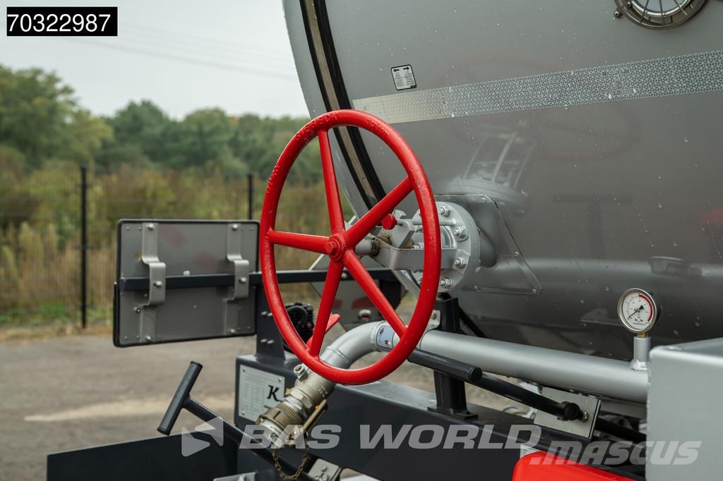 Kässbohrer STS 3 axles NEW! 32.000L Bitumen Cisterna semi-remorci