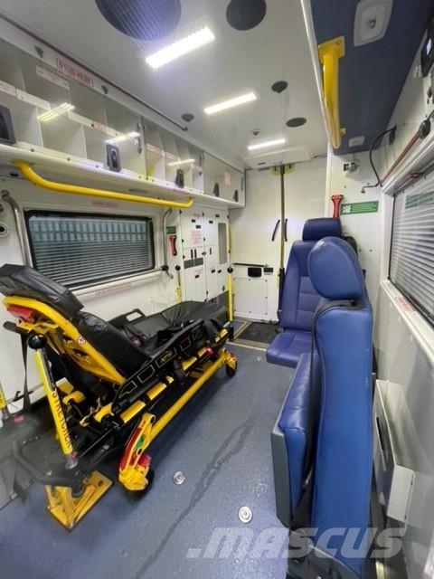 Fiat Ducato A&E Fiat Ducato A&E Vehicle with Stryker Pr Ambulancias