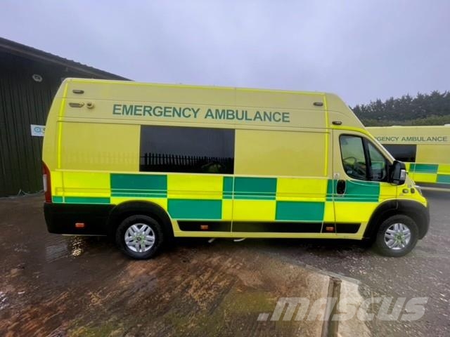 Fiat Ducato A&E Fiat Ducato A&E Vehicle with Stryker Pr Ambulancias