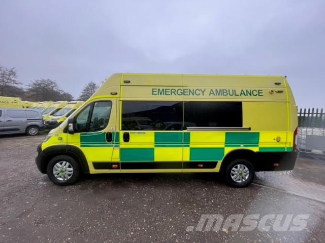 Fiat Ducato A&E Fiat Ducato A&E Vehicle with Stryker Pr Ambulancias