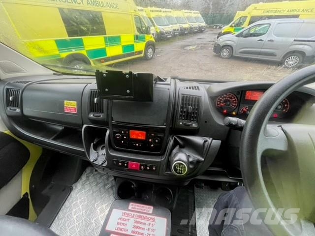 Fiat Ducato A&E Fiat Ducato A&E Vehicle with Stryker Pr Ambulancias