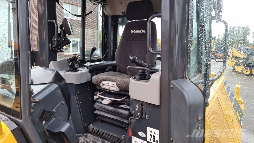 Komatsu D61 EX 3d Trimble Гусеничные бульдозеры