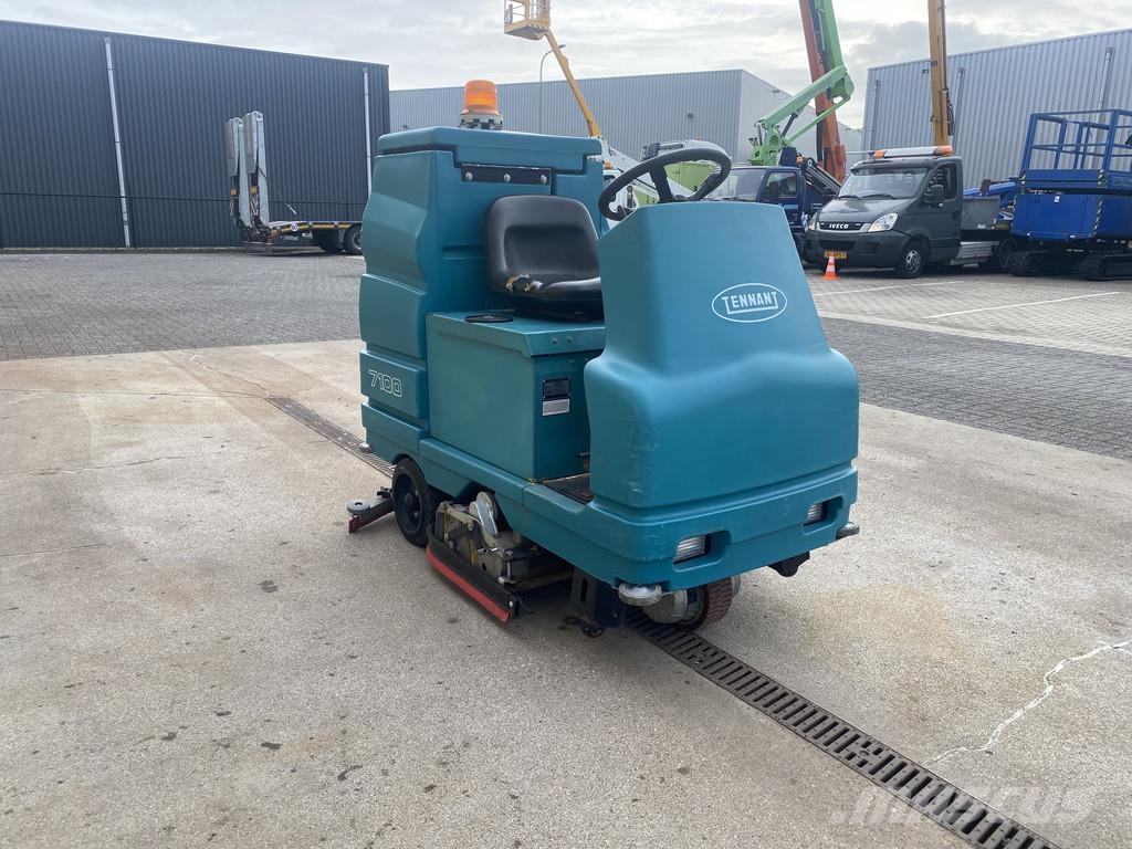 Tennant 7100, Schrobmachine, 85 cm Gulvvaskere
