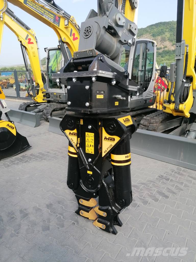 MB Crusher PT650 مقصات هيدروليكية
