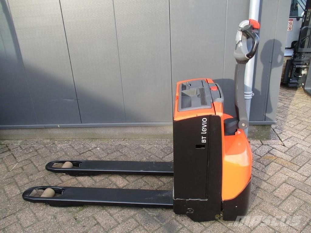 BT LWE160 Transpalette accompagnant