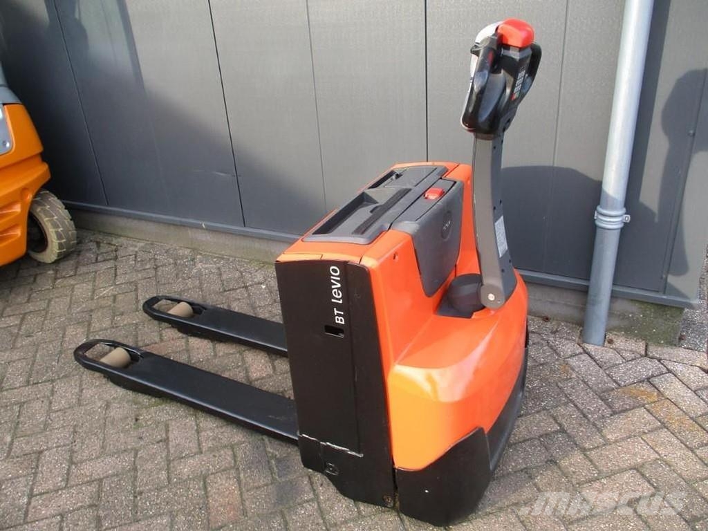 BT LWE160 Transpalette accompagnant