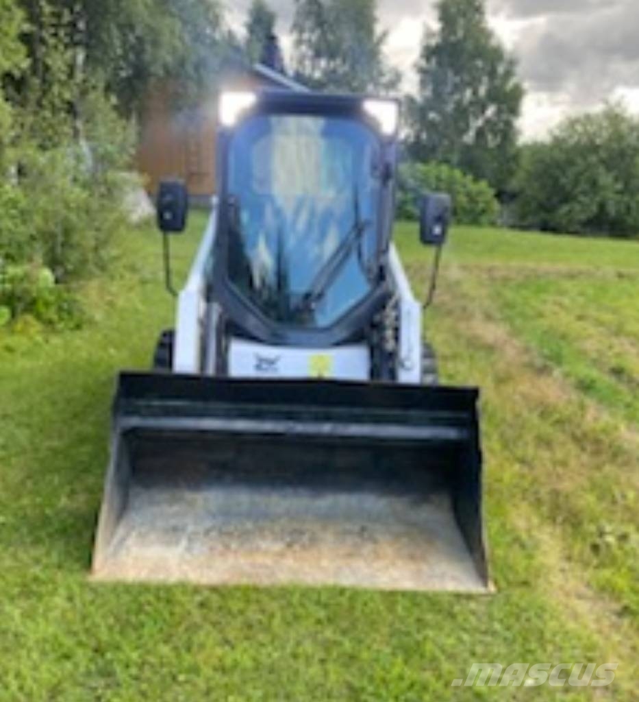 Bobcat S450 لوادر انزلاقية التوجيه