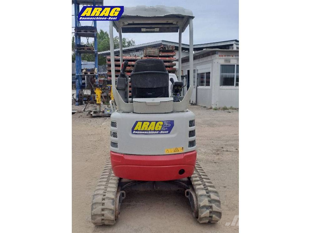 Takeuchi TB 215 R Miniescavadeiras < 7t (Mini escavadeiras)