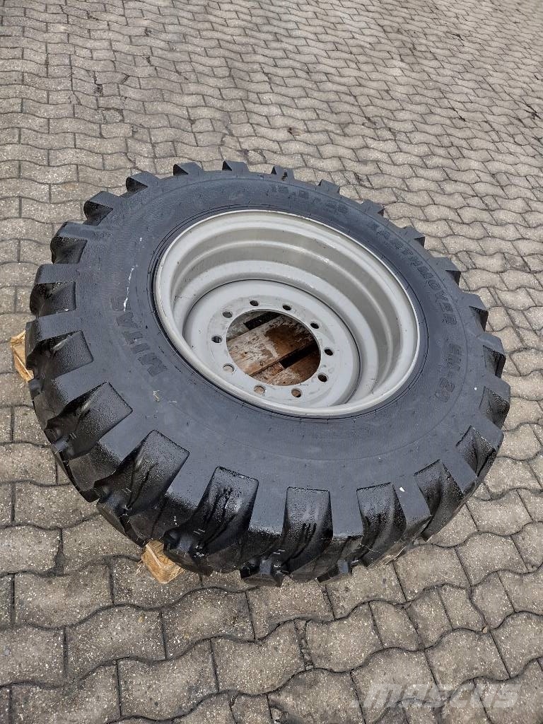 Mitas Reifen 15.5-25 Rad vom Atlas AR95 Reifen
