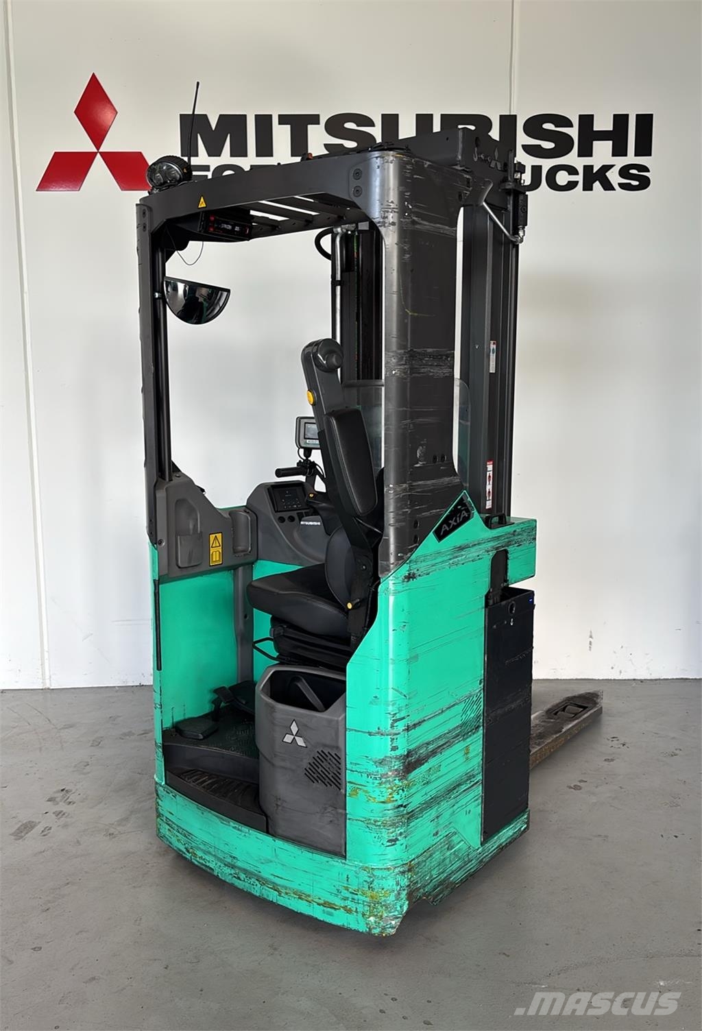 Mitsubishi SBS20N2 Ajettavat pinoamisvaunut