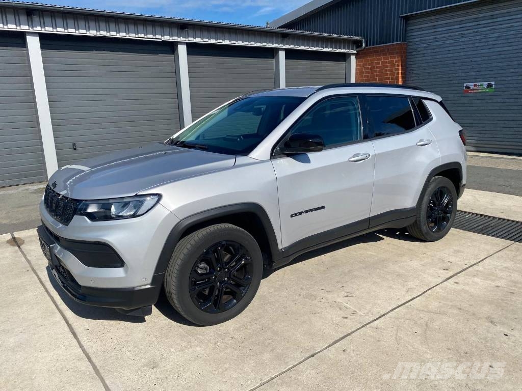 Jeep Compass PKWs