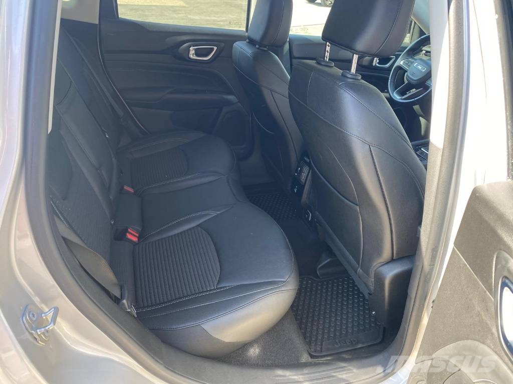 Jeep Compass PKWs