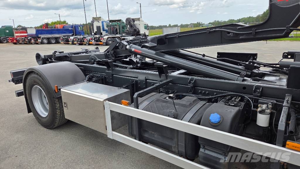 Volvo FE 280 4X2 Hákový nosič kontajnerov