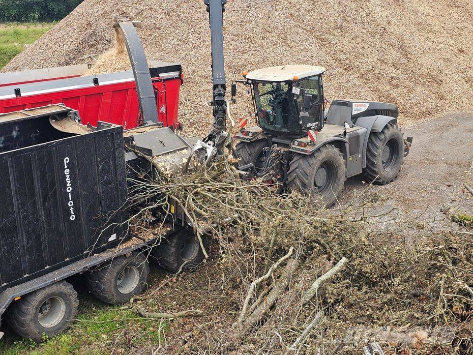 Pezzolato PTH1200/1000 G + CLAAS XERION Holzhäcksler