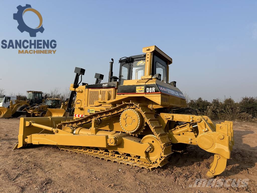 CAT D8R ブルドーザー